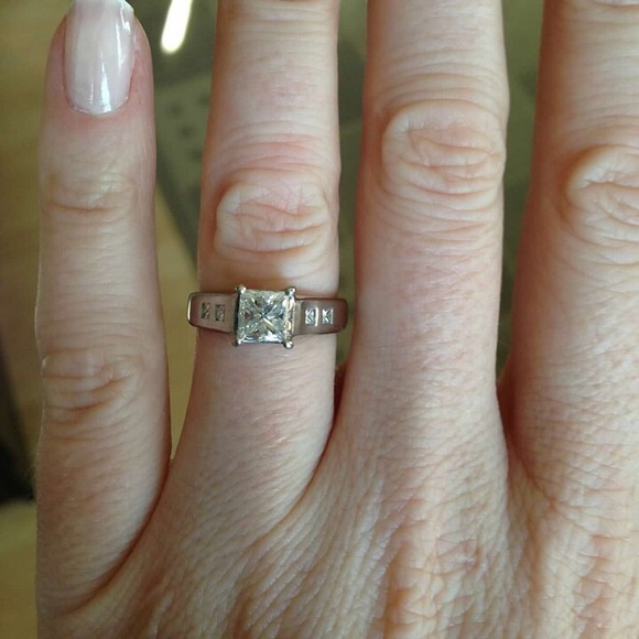 Jeff Cooper engagement ring - Picture 6 of 7